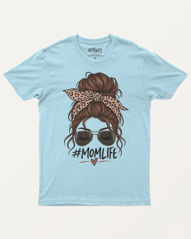 Mom Life Regular T-Shirt in Baby Blue — front