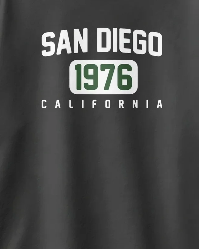 San Diego 1976 California Oversized T-Shirt in Black — design detail